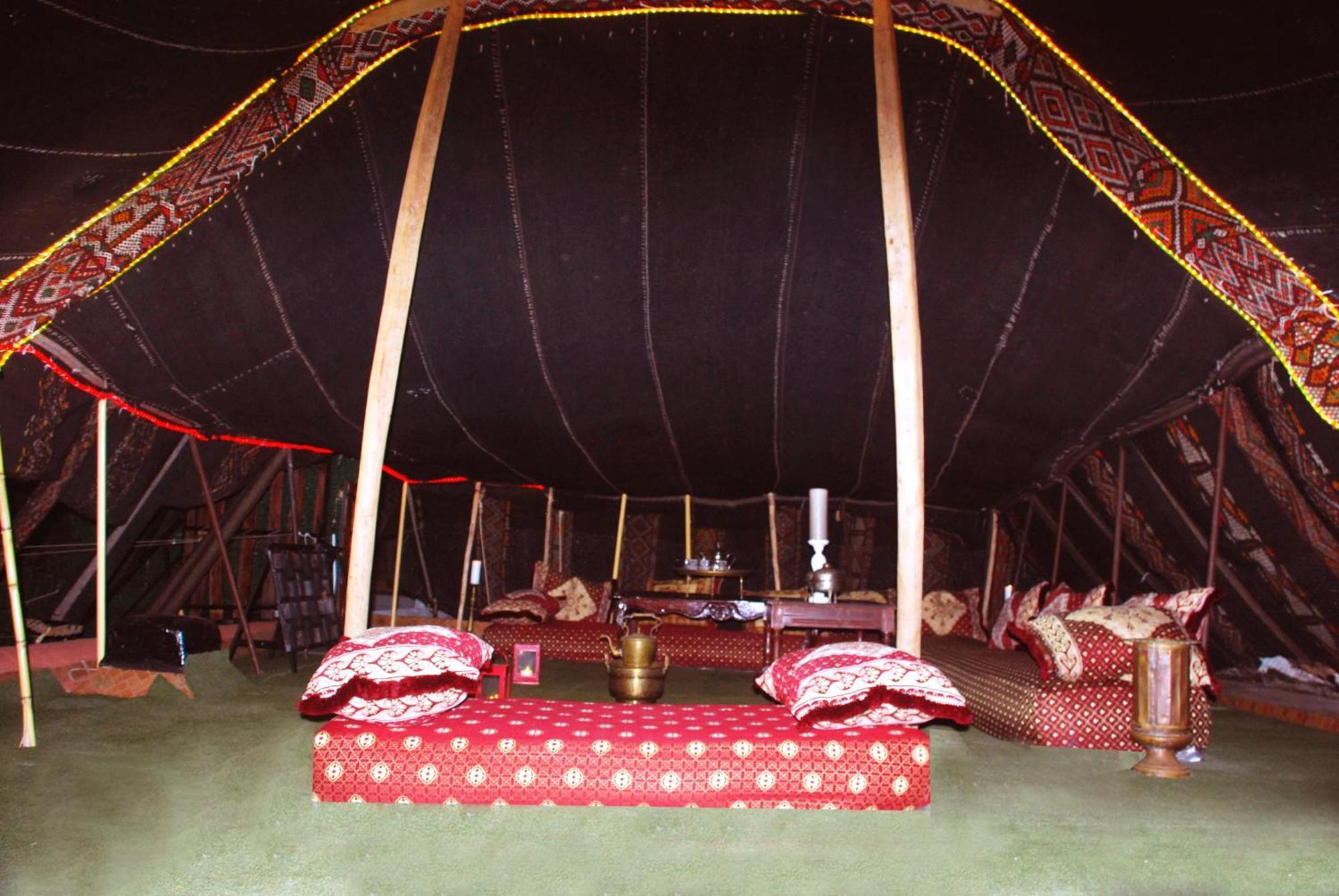Dar Lghzal Special Offer In Rabat Winner Of Guest Experience 2025 Awards Traditional Sahrawi And Berber Privative Villa With Swimming Pool Jacuzzi Sea View And On Site Restaurant Ideal For Family And Groups In Rabat'S Center No Car Required Εξωτερικό φωτογραφία